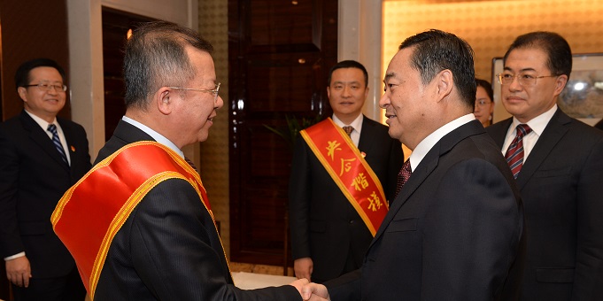 郝鵬會(huì)見(jiàn)第三屆“央企楷模”時(shí)強(qiáng)調(diào) 大力弘揚(yáng)勞模精神勞動(dòng)精神工匠精神 凝心聚力推動(dòng)中央企業(yè)高質(zhì)量發(fā)展 