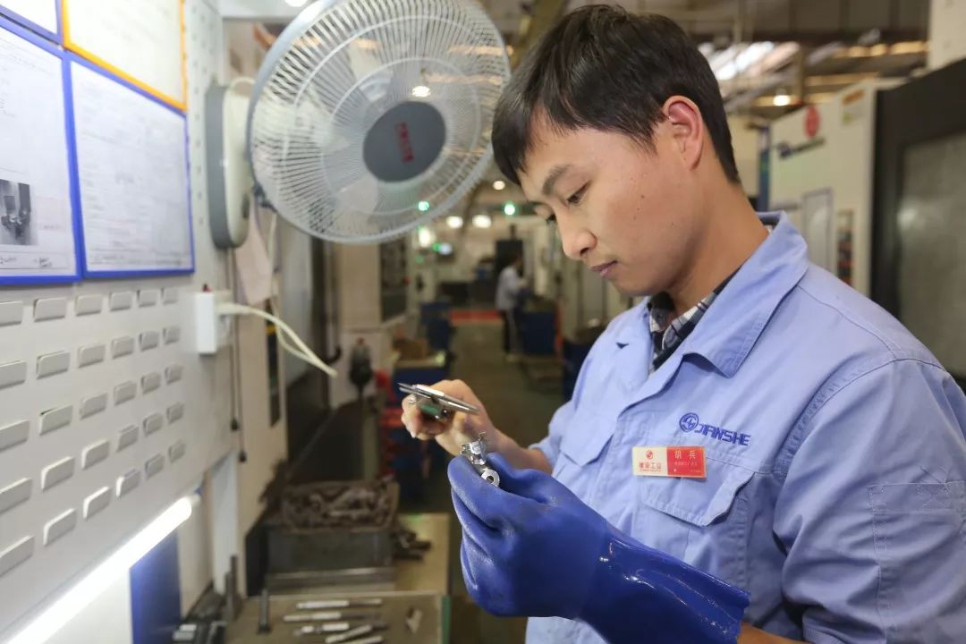 【打贏百日攻堅戰(zhàn)<14>】又整合又發(fā)展,看建設(shè)工業(yè)怎么干!