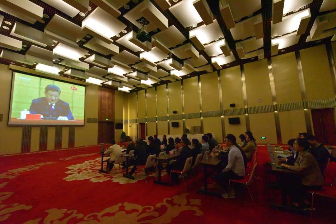 “兵裝心青年”熱議習總書記對青年的寄語