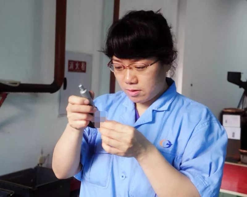 【最美兵裝人<30>】長江電工周克容：盛開的“科研玫瑰”