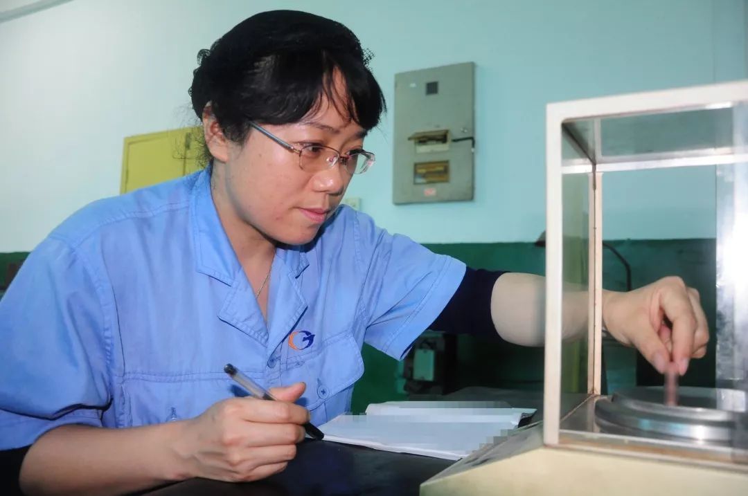 【最美兵裝人<30>】長江電工周克容：盛開的“科研玫瑰”